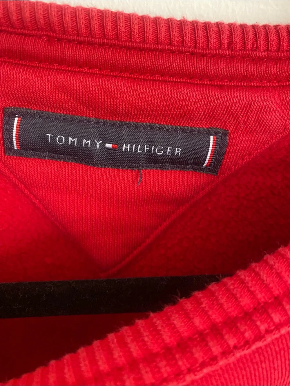 Tommy Hilfiger Red Crewneck Sweatshirt with Logo Crest
